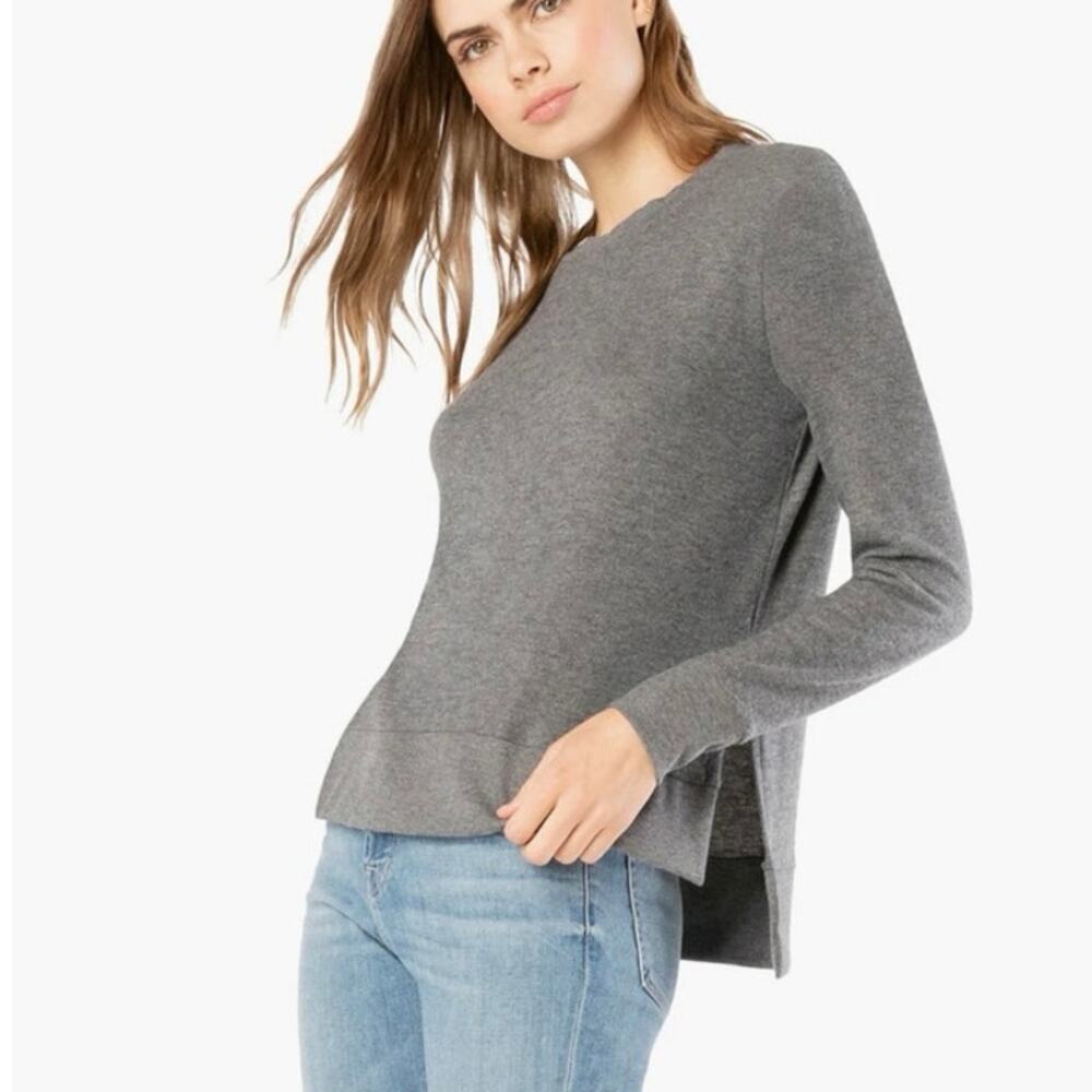 Beyond Yoga Just Chillin Long Sleeve Pullover Women’s Size XS Gray Knit High Low